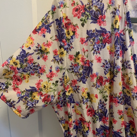 Floral Maxi Dress - Picture 2 of 3